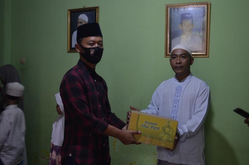 PDAM Kab. Semarang Berikan Zakat Kepada Panti Sosial dan Pondok Pesantren Hidayatus Salam